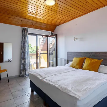 By Interhome